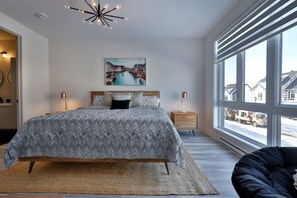 3 soveværelser, skrivebord, strygejern/strygebræt, Wi-Fi