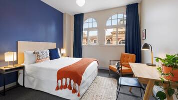 Suite | 1 kamar tidur, tirai kedap cahaya, kedap suara, dan seprai linen