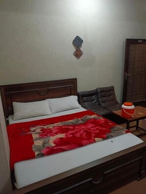 Standard Double Room | Free WiFi - Sky Inn hotel (Swat)