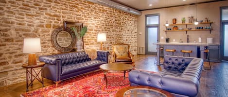 Smart TV, music library