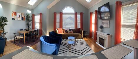 TV connectée, cheminée