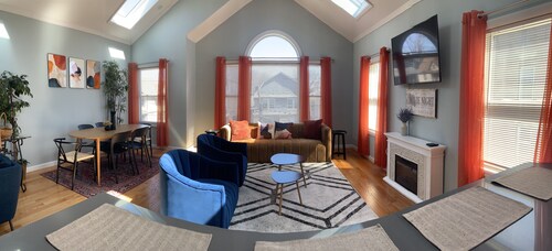 Sunny Modern Huge 3 bed 2 bath, 15 mins to downton NYC