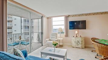 Condo (Beach & Tennis 3701) | Exterior