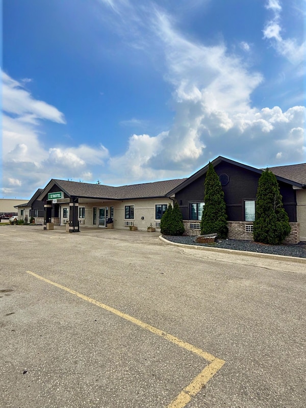 Sleep Suite Motel - Steinbach