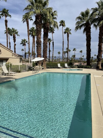 Palm Valley Country Club Golf Resort View Condo