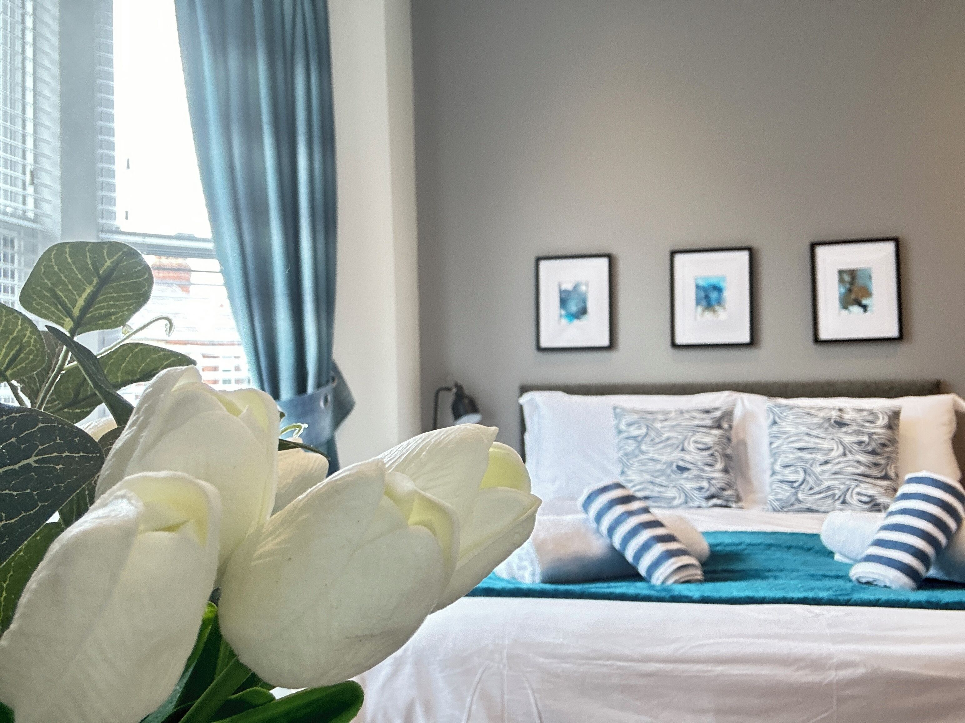 4 bedrooms, iron/ironing board, travel crib, free WiFi