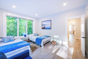 5 bedrooms, desk, iron/ironing board, free WiFi
