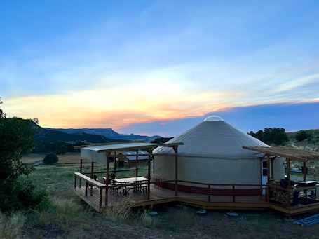 Outdoor dining. Yurt at Scrappy Duck Farm, Yurt at Scrappy Duck Farm