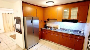 Fridge, microwave, coffee/tea maker, toaster
