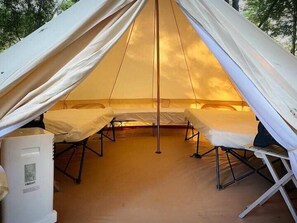 Property grounds - Son's Island Glamping Tent (Seguin)