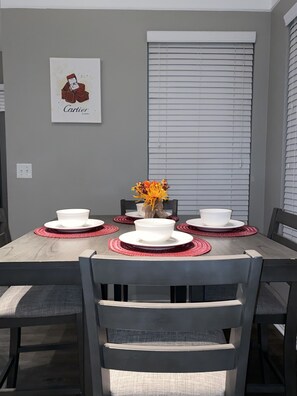 تناول الطعام