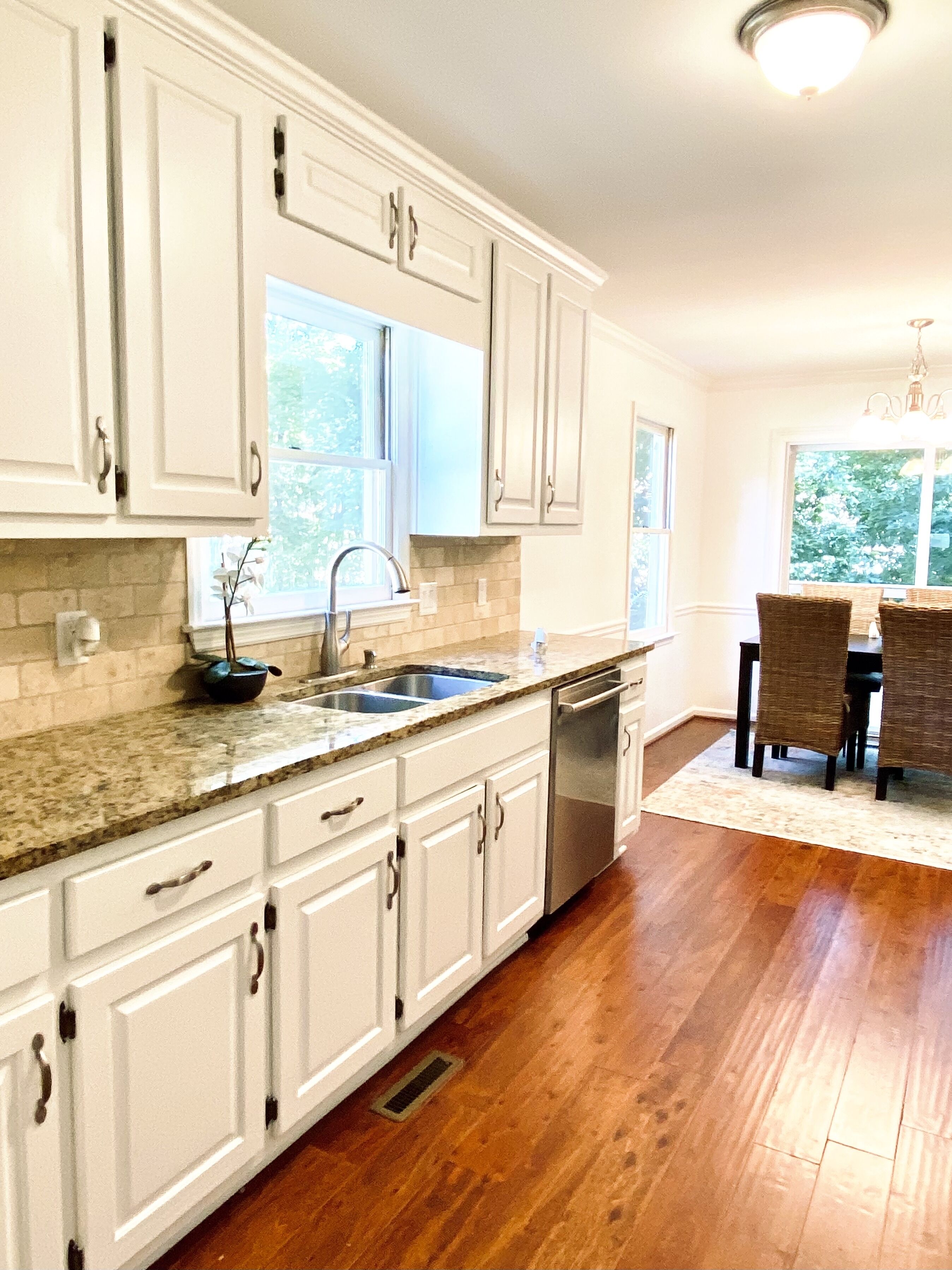 冰箱、微波炉、烤箱、炉灶