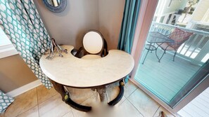 House, 3 Bedrooms | Individually decorated, individually furnished