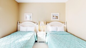 Condo, 3 Bedrooms