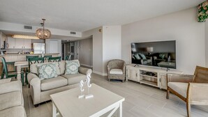 Apartamento, 4 habitaciones | Sala de estar