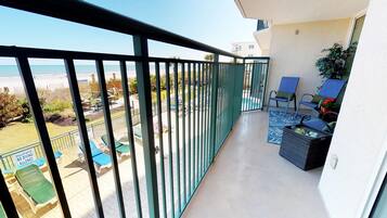 Condo, 3 Bedrooms | Beach/ocean view