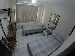 2 habitaciones, tabla de planchar con plancha y wifi gratis