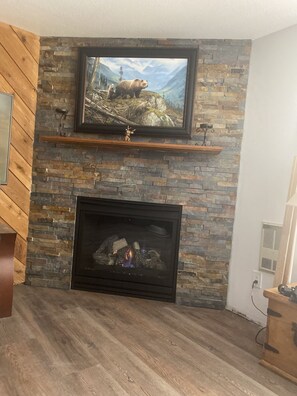 Interior - Cozy Bear Condo (Brian Head)