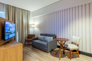 Studio Suite Executive | Minibar, két bảo mật tại phòng, bàn 