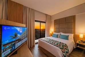 Suite Studio Deluxe | Minibar, coffres-forts dans les chambres, bureau