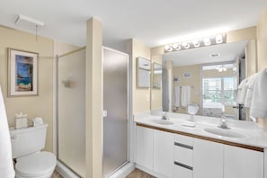 Bathroom - Essex 502 North (Marco Island)