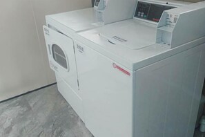 未分類圖片，第 3 張 (共 56 張)，按鈕