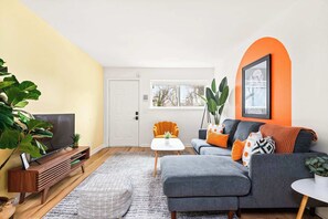 テレビ、書斎 / ワークスペース、プリンター