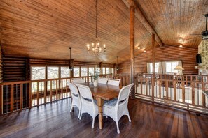 Dining - Amazing Log Cottage with Hot Tub & Barrel Sauna! (NEW LISTING) (Placerville)