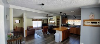 Chautauqua country home. Boat, snowmobile, fishing, wineries, family get away. 