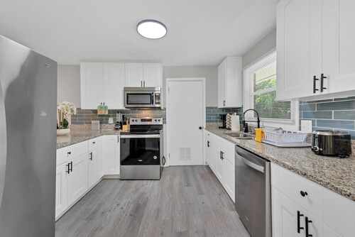 5 Minutes to the Casino!Family sized home 3 bedroom with patio and a game room 