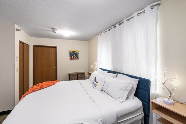 Departamento básico | 1 habitación, tabla de planchar con plancha, wifi gratis y ropa de cama 