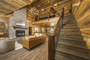 Smart TV, fireplace