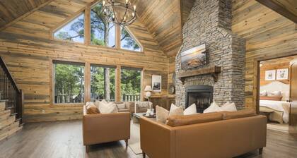 6 Bdr Luxury Cabin | Prime location | Sleeps 20