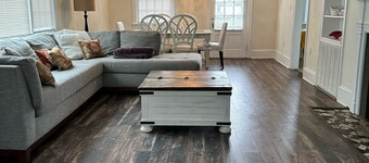 NEW! Residential Retreat. Located minutes to the Oceanview beach and Naval base.