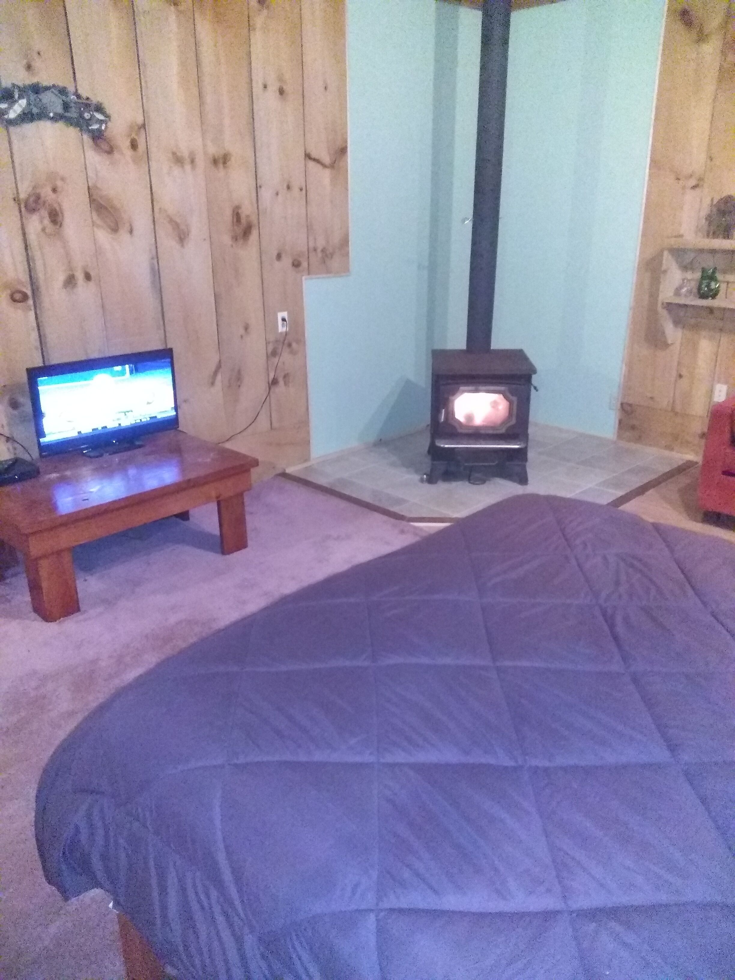 1 bedroom, bed sheets