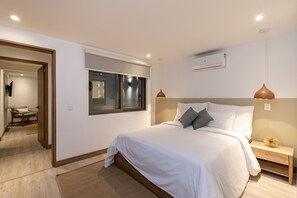 2 bedrooms, in-room safe, desk, iron/ironing board - Provenza Private Jacuzzi/Astonishing 2BR AC (Medellín)