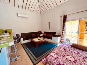 3 bedrooms, WiFi, bed sheets - Villa Choucador (Thiès)