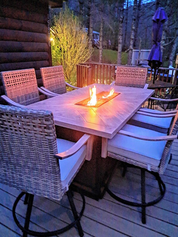 تناول الطعام بالخارج