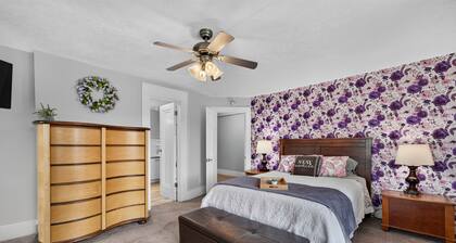 Rare find! Spacious home near wedding venues & CB/OMA. Perfect for entertaining!