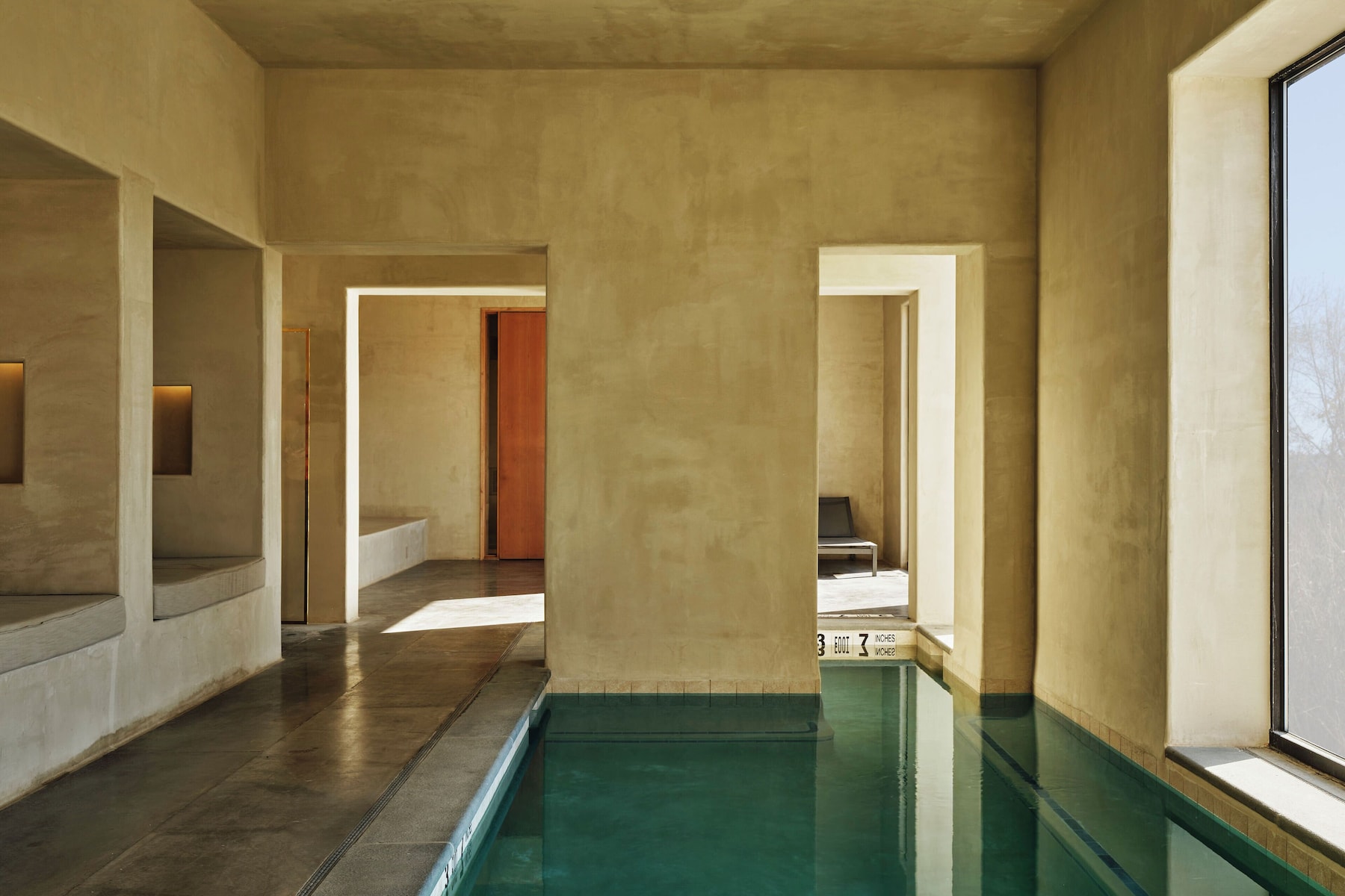 Sauna, baño de vapor, tratamientos corporales y aromaterapia