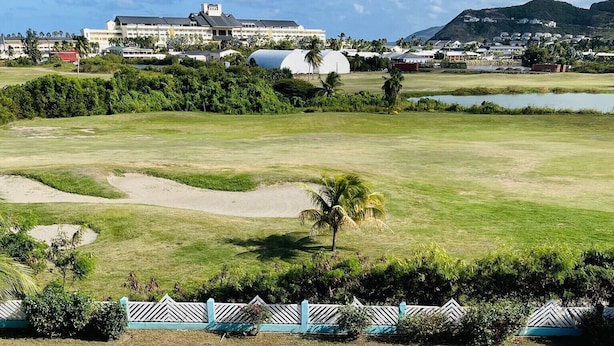 Unclassified image, 1 of 29, button - Spacious 4 King Bed En-Suite Apartment on Golf Course with large Pool (Basseterre)