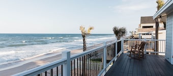 Beach House right on the water of Atlantic Ocean