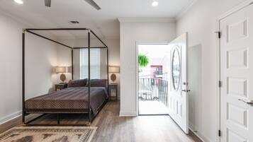 6 makuuhuonetta, silitysrauta/-lauta, ilmainen Wi-Fi, vuodevaatteet