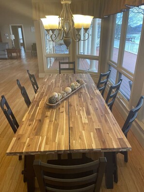 Dining - The View on Weiss Lake (cedar bluff)