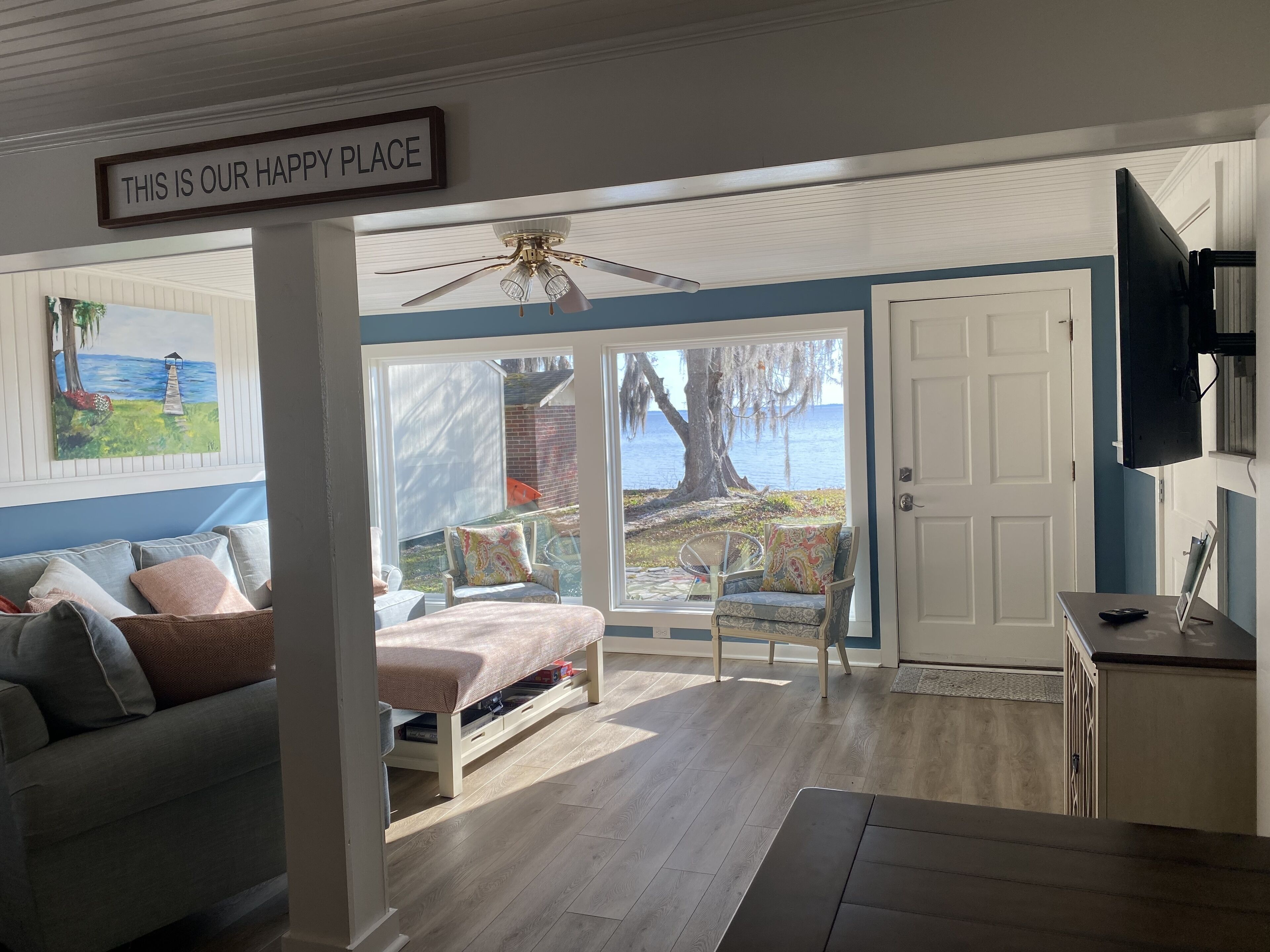 Smart-TV og DVD-spiller