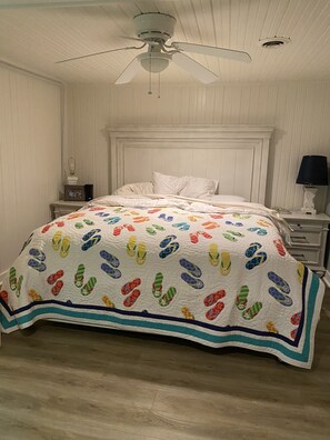 2 makuuhuonetta, ilmainen Wi-Fi, vuodevaatteet