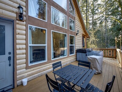 02GS - WiFi - D/W - W/D - Sleeps 8