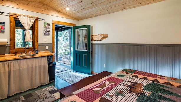 Interior entrance - 72MF - Rustic - Pets Ok - Sleeps 2 (Deming)