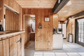 Exterior - 05MBH - Economical - WiFi - Pets Ok - F/P - D/W - Sleeps 2 (Deming)