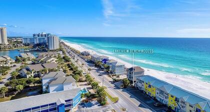 Clean & Ready for Guests! Recently Remodeled, Steps to the Beach!